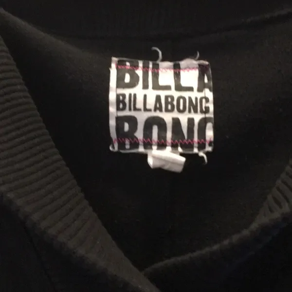 FINAL MARKDOWN Ladies billabong sweater small - Image 4