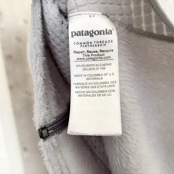 Patagonia R2 Jacket in Tailored Gray - Image 6