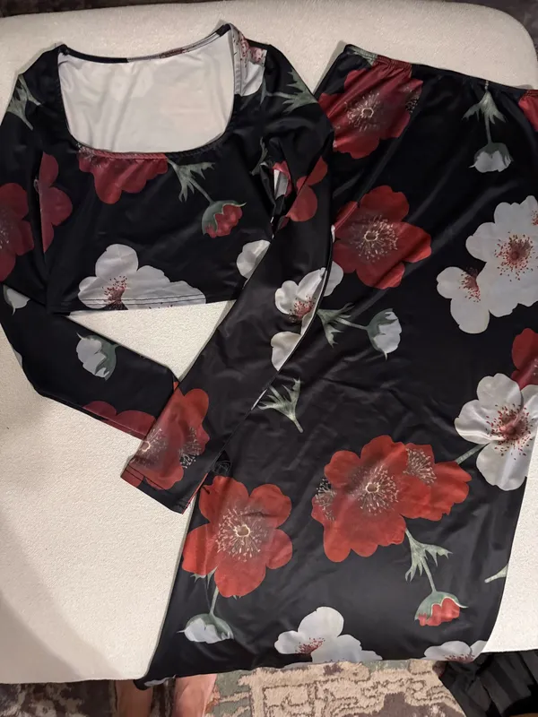 SheIn Floral two piece long sleeve and skirt set - Image 2
