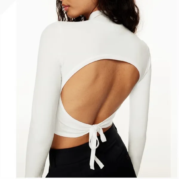 Aritzia Sunday Best Ellie Open Back Mock Neck Sweater Size M - Image 2