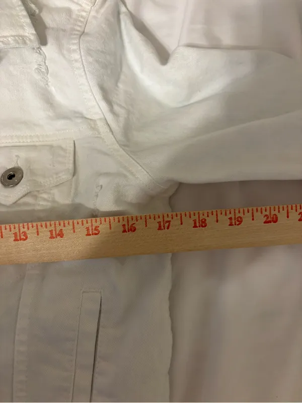 Pistola White Cropped Distressed Denim Jacket Raw Hem Size Small - Image 4