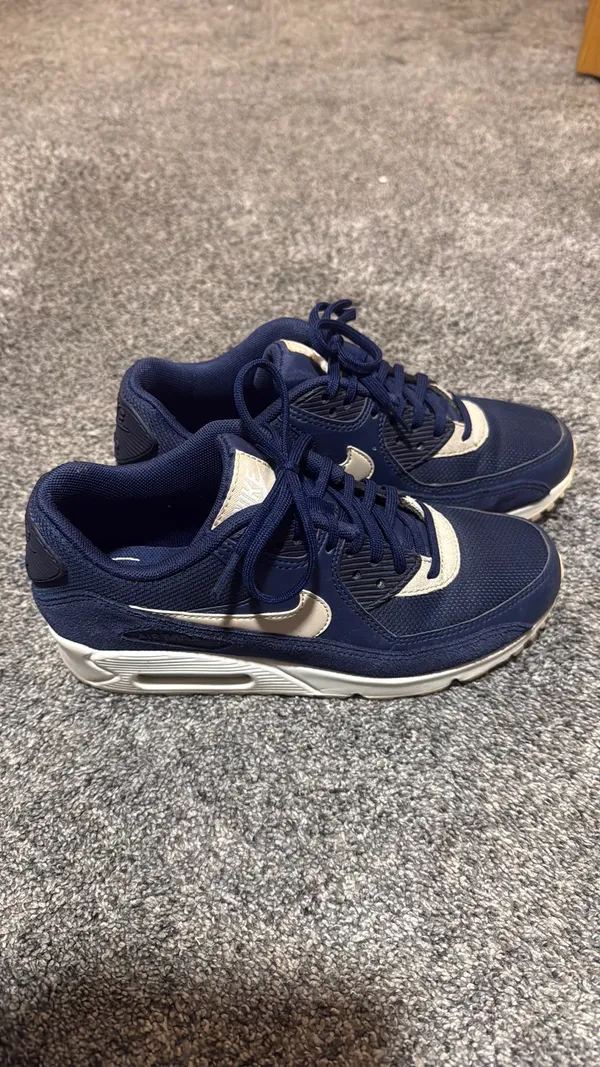 Nike Air Max 90 Essential Ultra - Image 6
