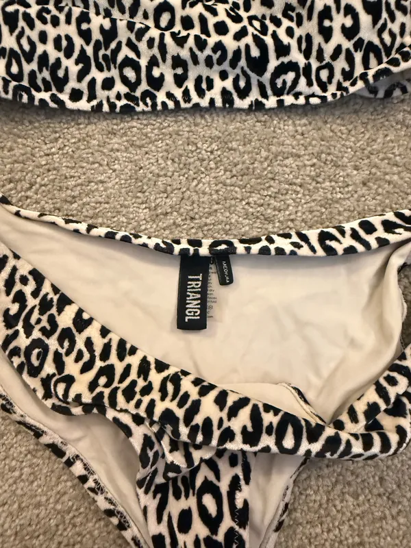 Triangl Bikini - Image 3