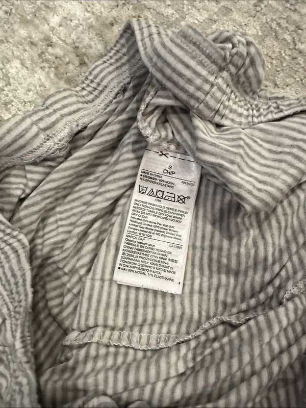 Gap Gray Striped PJ/lounge pants - Image 3
