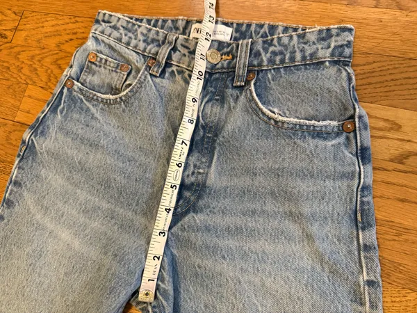 Zara Light Blue High-rise Jeans size 2 - Image 9