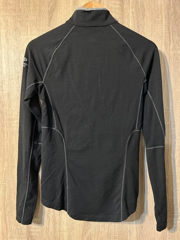 Icebreaker Black and Gray Merino Bodyfit Zone 1/4 Zip Top Size Medium - Image 2