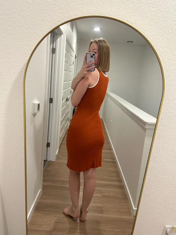 Orange midis dress with cutout Size M - Image 2