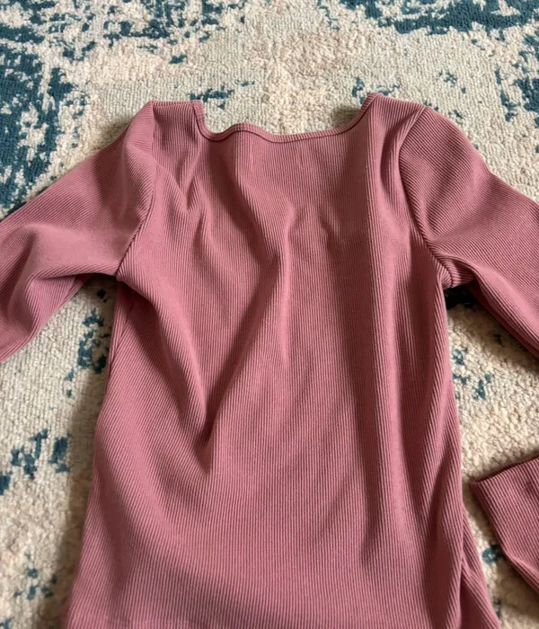 Hollister Long Sleeve - Image 2