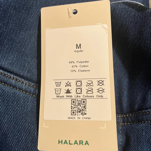 NWT Halara Flex High-Waisted Crossover Pocket Washed Stretchy Flare Jeans - Image 7