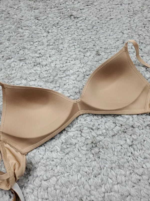 READ Skims Wireless Form T-shirt Demi Bra Size 34C Tan Nude - Image 4