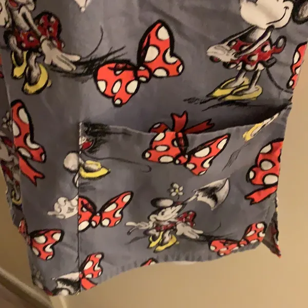 -Disney mini mouse design scrubs size XS grey top - Image 5