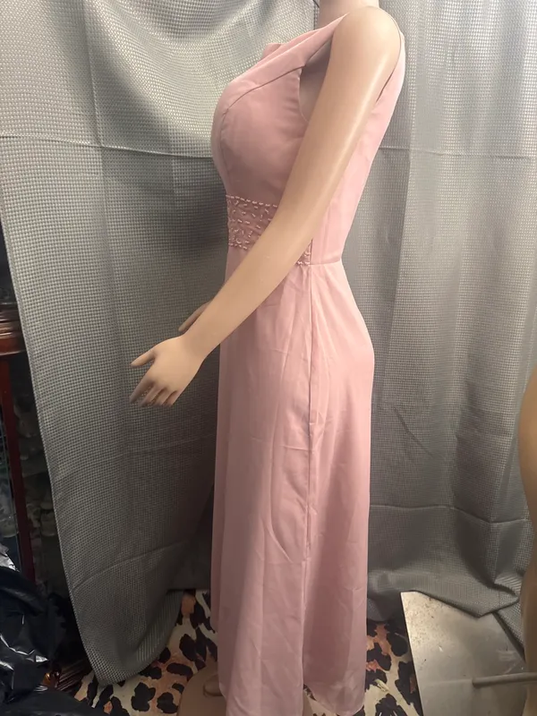 New size 10 beautiful fanzy dress has pearls on neckline - Image 3
