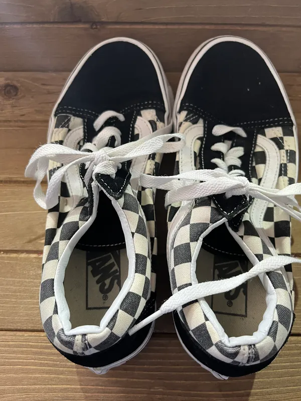 checkered low black and white women and men. Women size 7 - Image 4