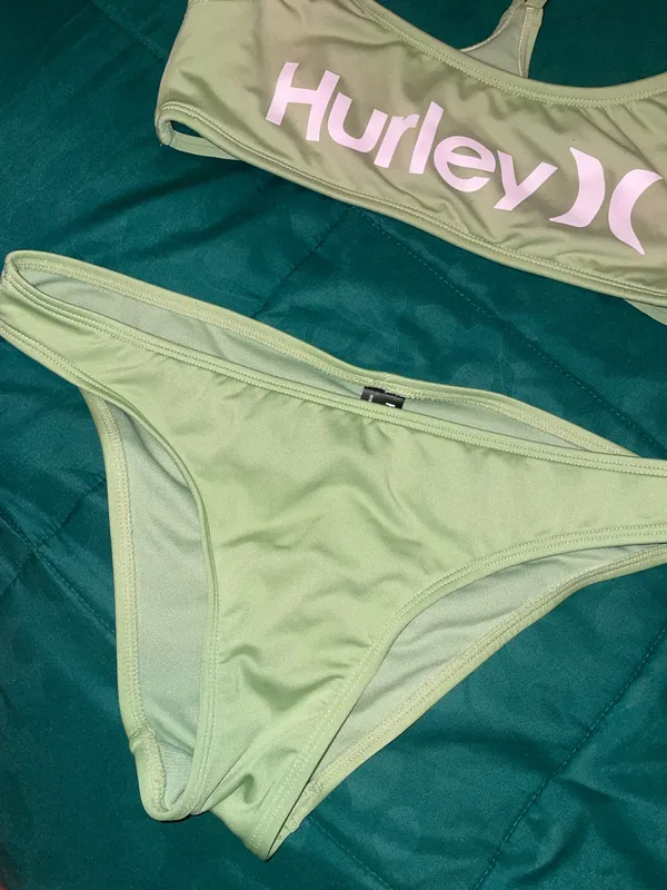 Hurley Swimsuit Women’s - Image 5