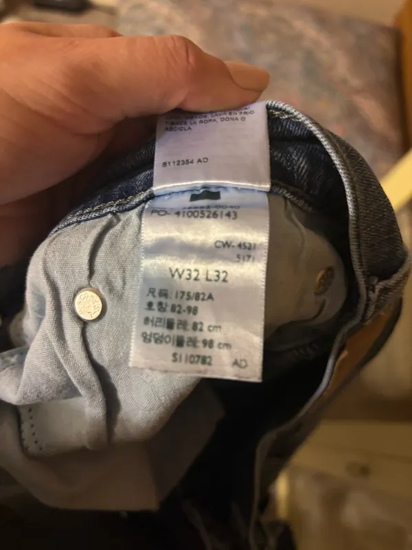 32x32 Levi’s Men’s Jeans - Image 4