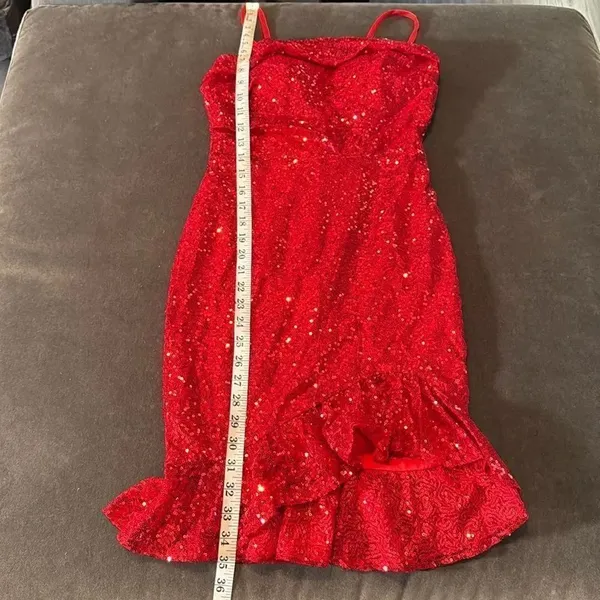 Women’s Red Sequined Short Homecoming Party Dress Ruffle Hem Corset Back Size 2 - Image 8