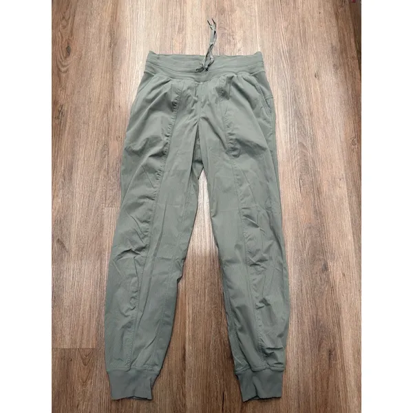 Lululemon Dance Studio Jogger Sage Green Ribbed Textured Pants Size 6 LW5BPJS - Image 3