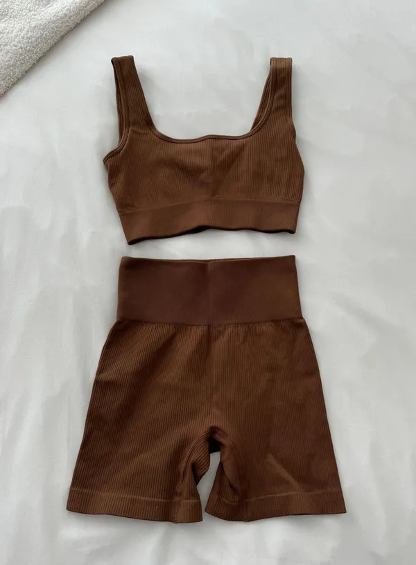 Amazon Brown Ribbed Seamless Workout Set - Image 2