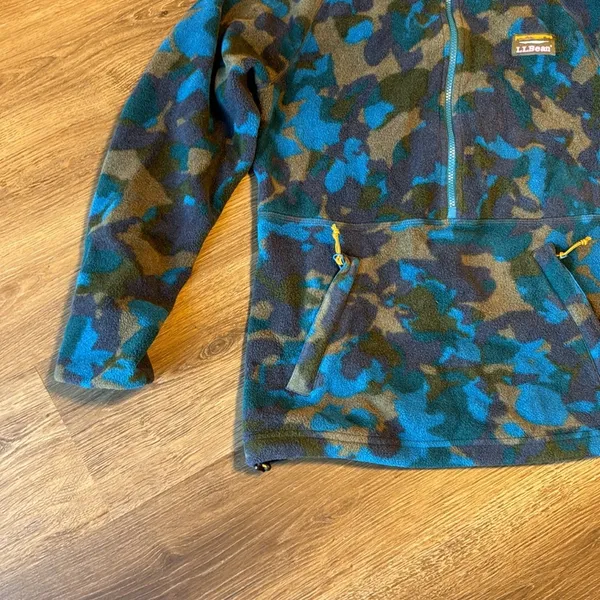L.L. Bean blue mountain classic camo fleece quarter zip sweater size medium reg - Image 4