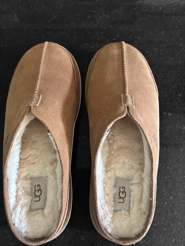 NWT Men’s UGG shoes - Image 2