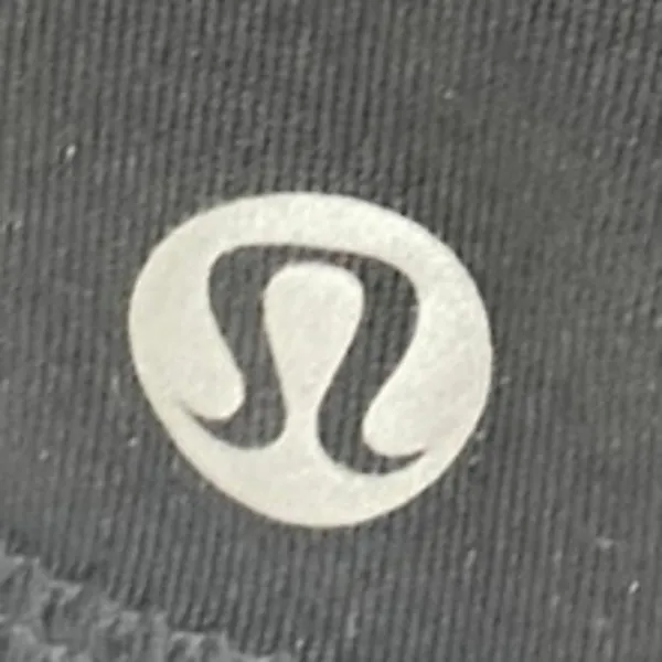 Lululemon First Mile Women's Black Full Zip Hooded Hoodie Puffer Coat Jacket 4 - Image 4