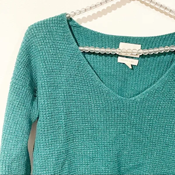 Aritzia Wilfred Size Medium Grey‎ Wool V Neck Long Sleeve Sweater - Image 2
