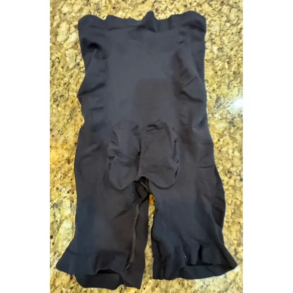 SKIMS Shapewear Shorts Womens Black NWOT NEW Size 2XL - Image 3