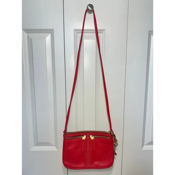 Fossil Erin Crossbody Bag‎ Womens Small Red Pebbled Leather Key Charm Pockets - Image 2