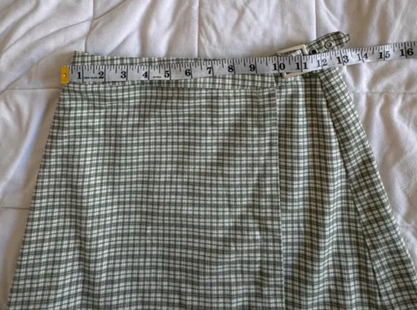 Brandy Melville Skirt Plaid Mini size small - Image 5