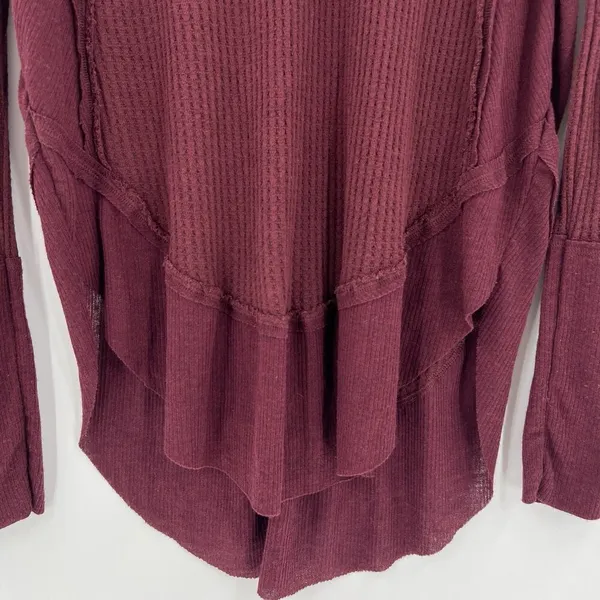 We The Free People Laguna Waffle Knit Top Burgundy Red‎ Long Sleeves Size Medium - Image 5