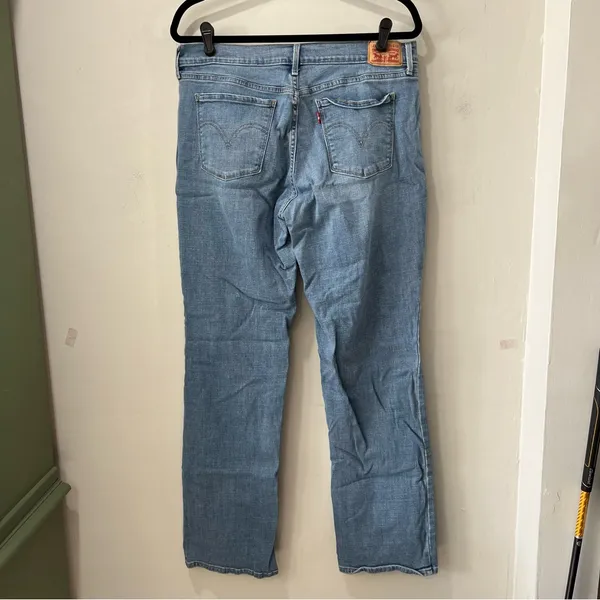 Levi's 505 Straight Leg Women's size 14‎ Regular Wash Blue Denim Jeans W34 L42 - Image 4