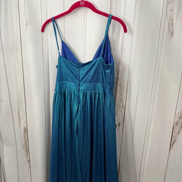 Lulus Women’s Medium Blue Lurex Maxi Dress NWOT - Image 4