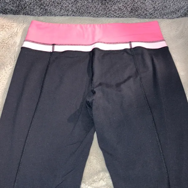 lululemon Groove Pants Super-High-Rise Flared Pant, Size 8 - Image 3