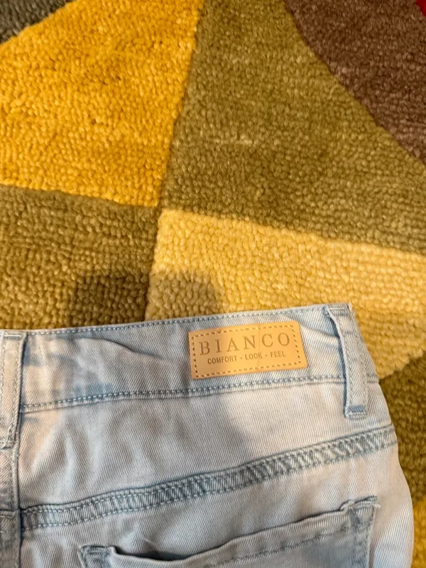 Bianco Jeans Denim Light Wash Low Rise Wide Leg Lightweight Size 26 Waist - Image 6