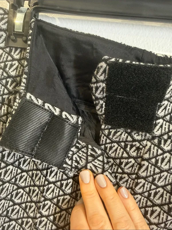 RARE Zendaya x Tommy high waisted flare trouser pants size 6 limited edition - Image 4