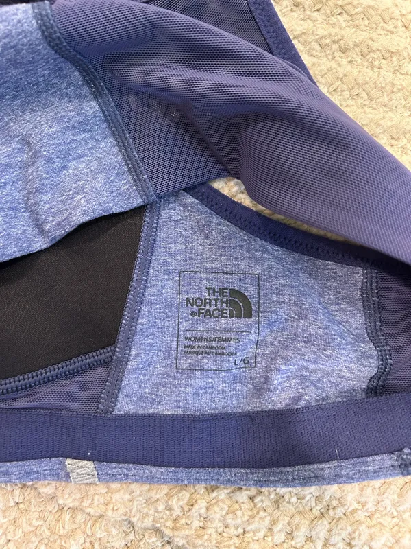 The North Face Sports Bra Small - Image 5