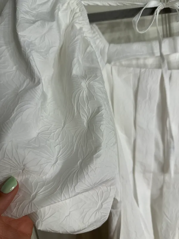 White Puff Sleeved Pleated Square Neck Dress - Image 5