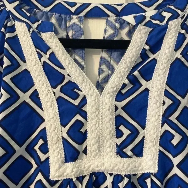 Crown & Ivy Top Womens Blue Geometric Crochet‎ Trim 3/4 Bell Sleeve Petite Small - Image 2