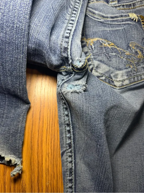 Silver Jeans Co. Tuesday Y2K Low Rise Embroidered Studded Bootcut 31x33 - Image 7
