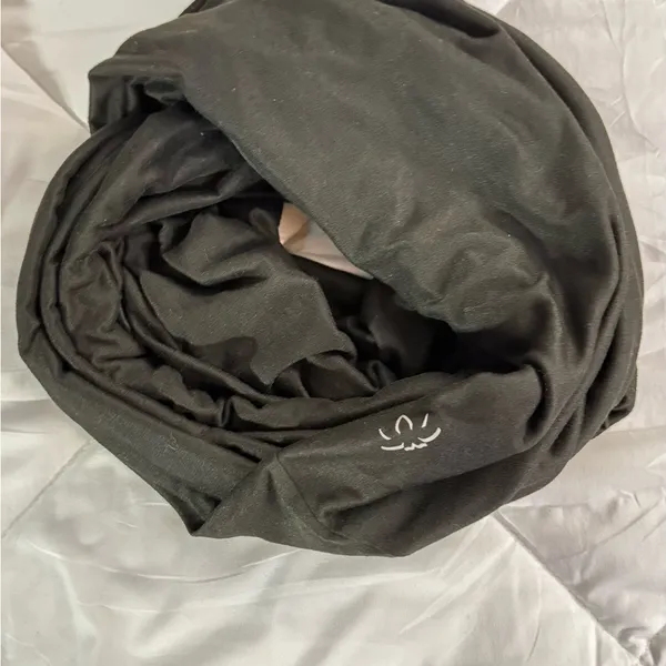 Beyond Yoga Black Infinity Scarf - Image 3