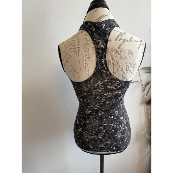 LULULEMON COOL RACERBACK TANK BLACK‎ WHITE size 2 - Image 2