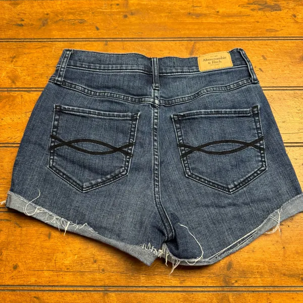 Abercrombie Fitch Denim Cutoff Shorts Distressed Cuffed Blue‎ Jeans W26 - Image 4