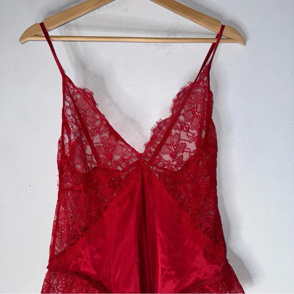 NWT Victoria’s Secret Red Satin Lace Teddy Bodysuit Red Large‎ - Image 3