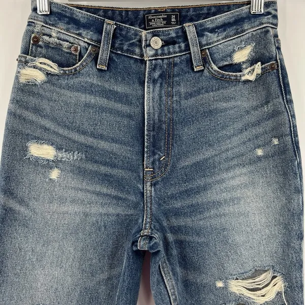 Abercrombie &‎ Fitch Annie High Rise Girlfriend Jeans Distressed Size 24 / 00R - Image 4