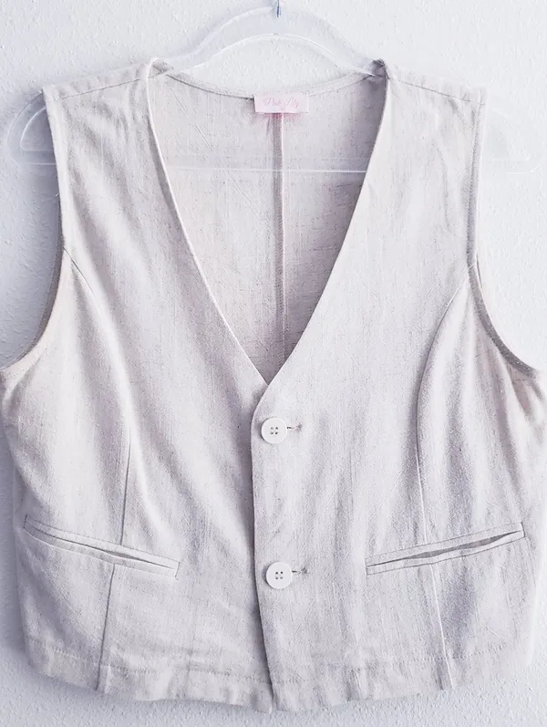 Pink Lily Cream Button Vest - Image 2