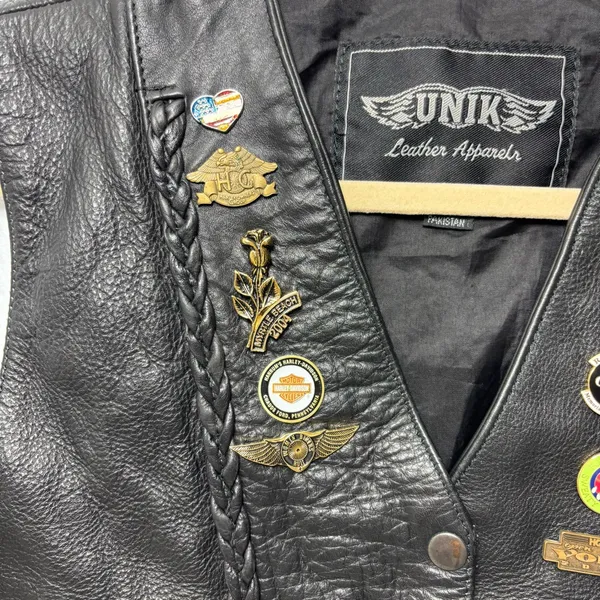 Unik Vintage Motorcycle Black Leather Vest with Unique Pins Size L‎ - Image 2