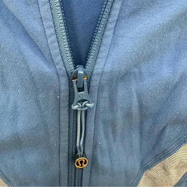 Lululemon Blue Zip Up Sweatshirt - Image 4