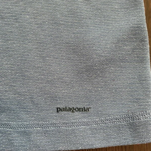 Patagonia Capilene Base Layer Top Blue Long Sleeve Crew Neck Medium Hiking Tee - Image 2