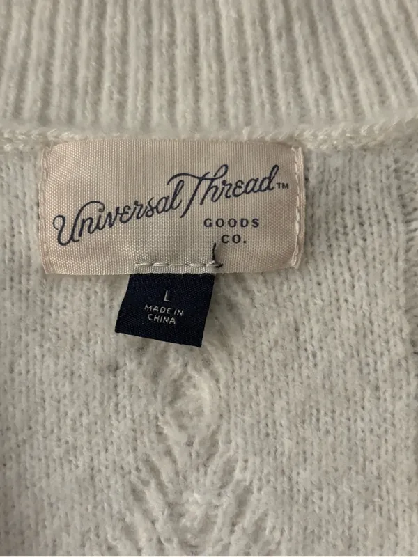 Universal Threads Oversized Cream Cable Knit V-Neck Sweater Tank Women’s Size L - Image 5