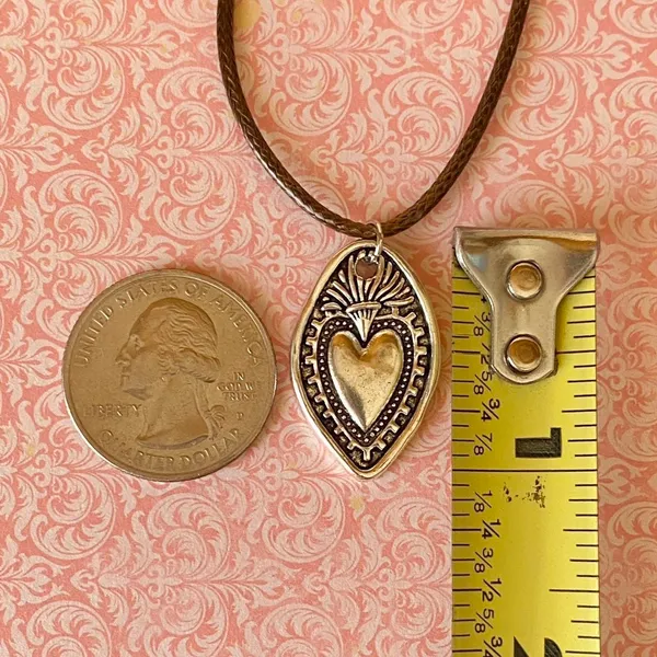 Handmade vintage antique goth style heart necklace 🙏❤️ - Image 8